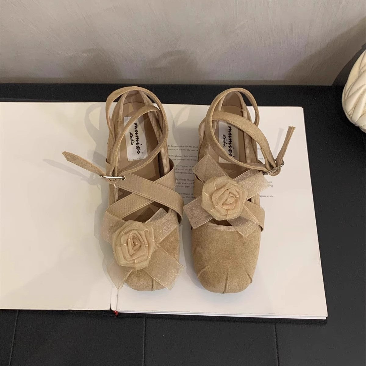 Mary Jane Single Shoes Women's Spring 2025 Ankle Strap Ballet Shoes French Pumps Vintage Flat Shoes