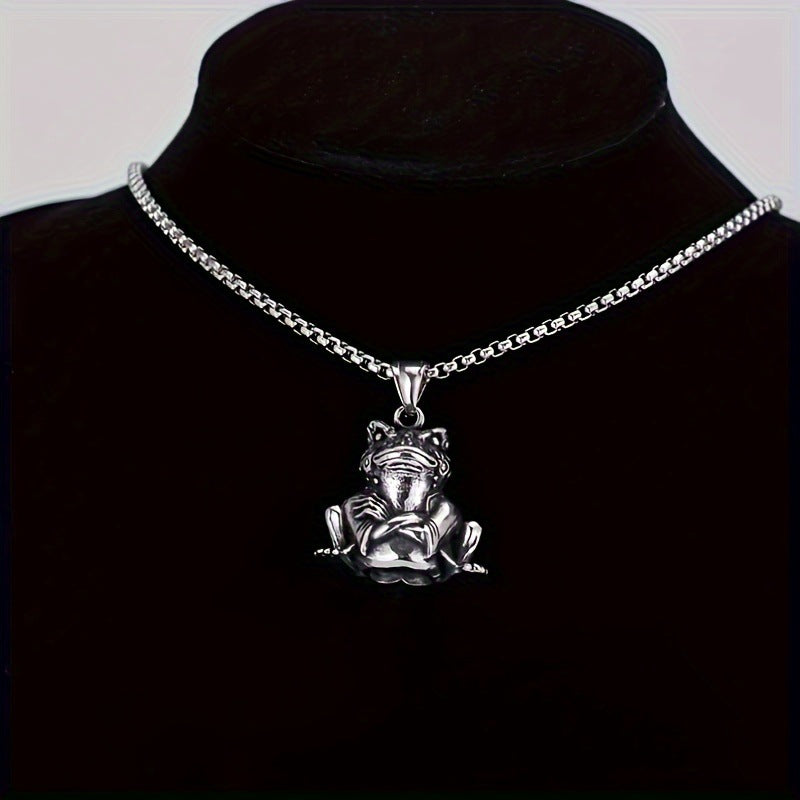 Fashion accessories men's European and American hiphop hip hop trend brand golden toad necklace long wholesale cross-border