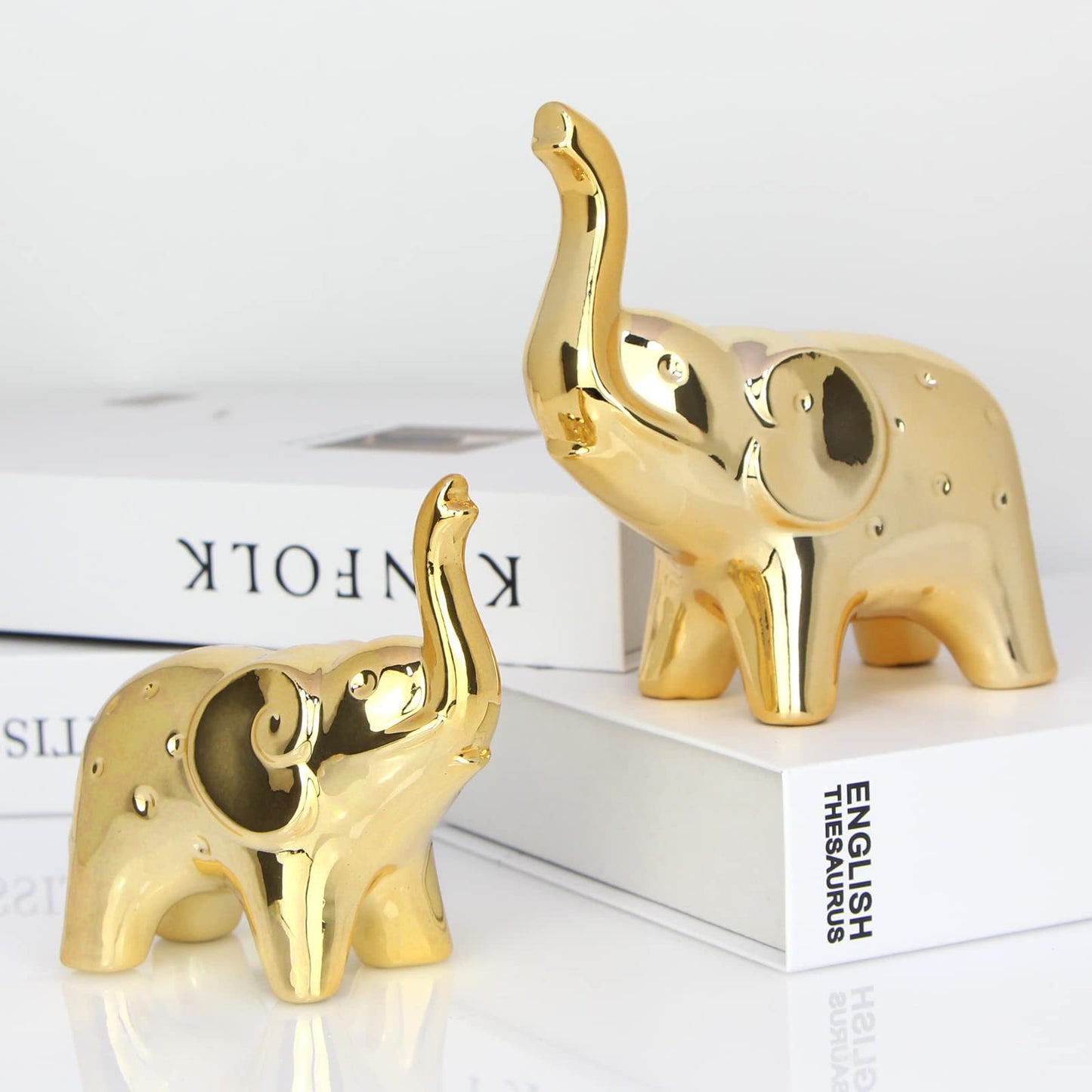 Cross-border modern silver elephant ceramic statue for living room, office, desktop bookshelf, TV cabinet, home decoration ornament