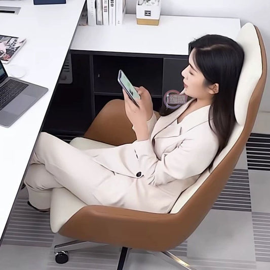 Light luxury boss chair, home ergonomic chair, leather seat, comfortable to sit for a long time, not tired, reclining computer office chair