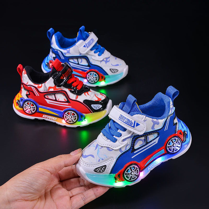 Luminous sneakers 2025 spring and autumn new cartoon car children's casual shoes for little boys leather light shoes