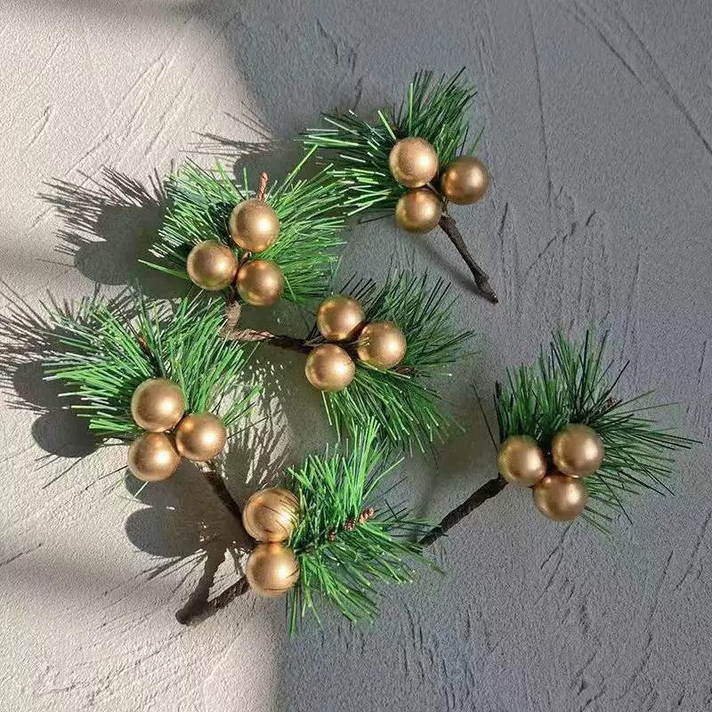 Christmas Pine Needle Pine Cone Christmas Gift Decoration Christmas Eve Gift Box Packaging Simulated Pine Cone DIY Garland Bouquet