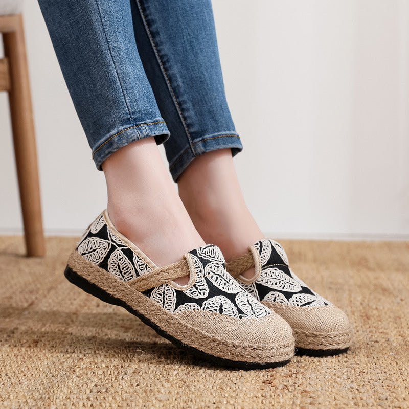 Spring new women's single shoes, one-foot pedals, fisherman's shoes, retro style linen round toe, casual cotton and linen shoes, old Beijing cloth shoes