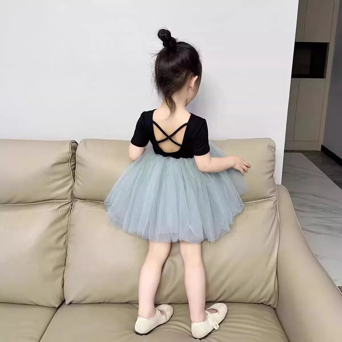Girls short sleeve backless dress 2024 summer new baby foreign mesh tutu little girl princess dress