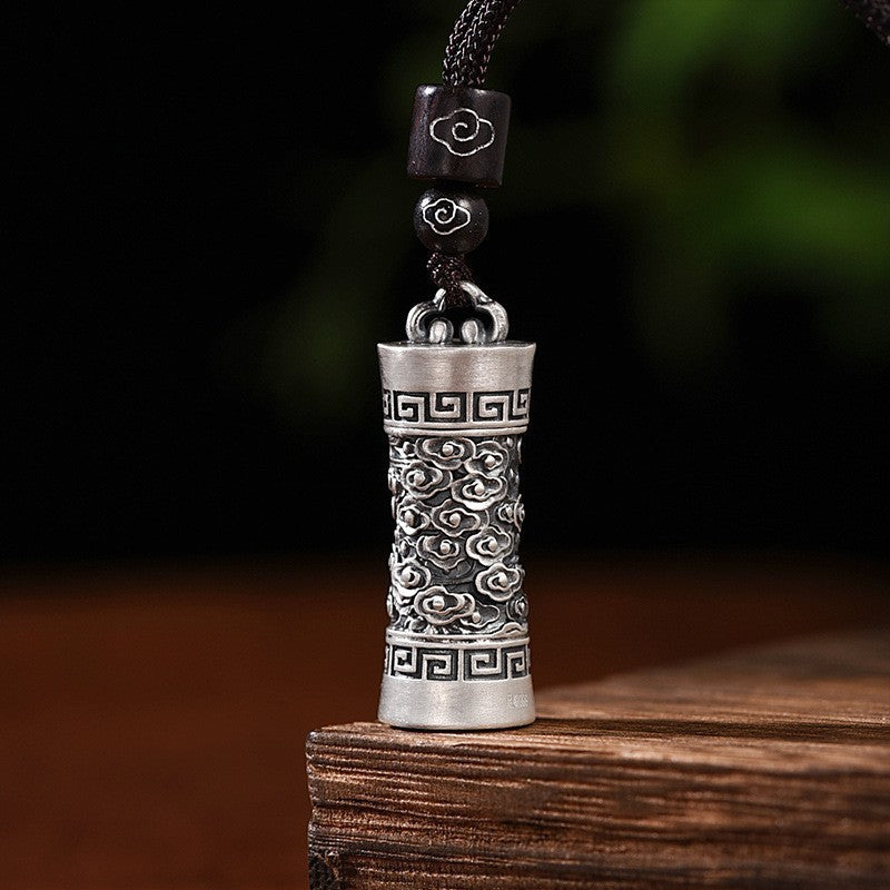 Retro Chinese style with rope cloud pendant coins personality niche men's simple light luxury does not fade Thai silver jewelry