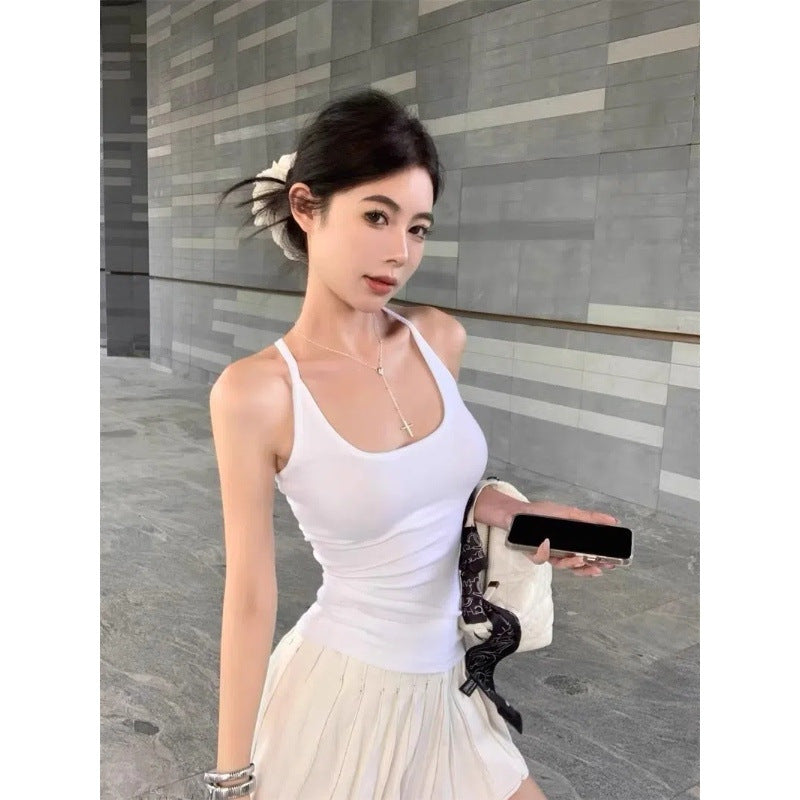 The new halterneck covers the breasts, the chest pad, the camisole is worn by the women's summer outside, the bottom is slim and the waist is beautiful