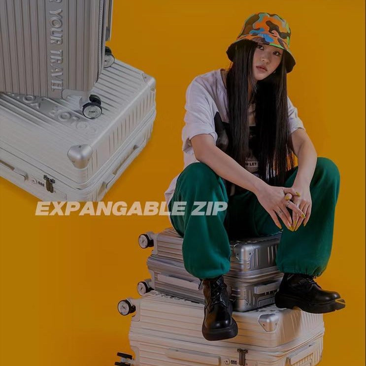 Ultra-light 20-inch cabin suitcase, expandable trolley case, USB charging multi-function luggage, pure PC lockbox bag