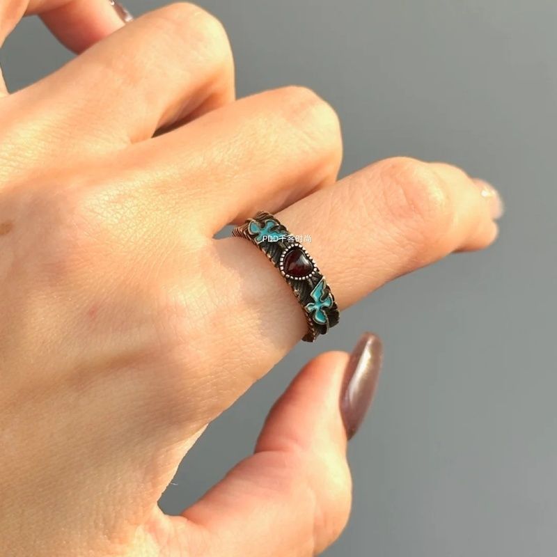 "Flying Bird Collection" vintage pre-loved flying bird ring women's vintage brushed red heart butch style index finger ring