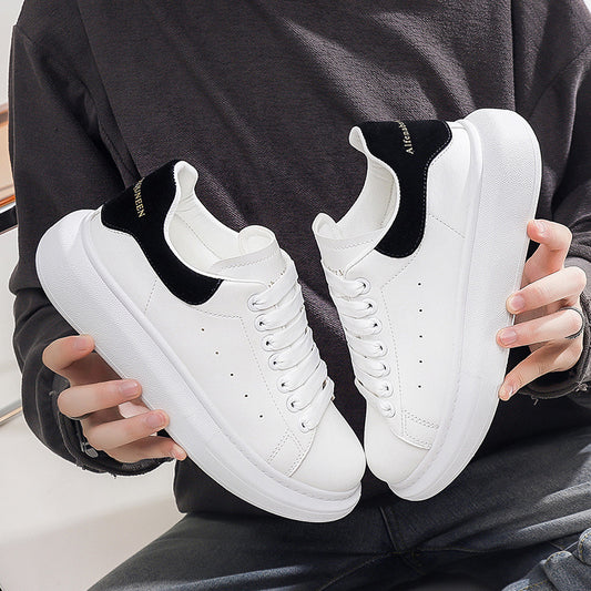 2025 New Style Right McQueen Small White Shoes Men's and Women's Shoes Couple Student Sports Casual Board Shoes Trend Platform Sole Heightened Shoes