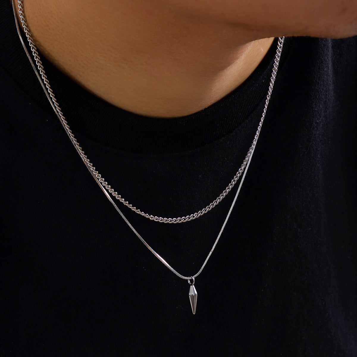 European and American niche rivet necklace jewelry, men's trend, hip-hop, personality, long sweater chain, cross-border men's clavicle chain accessories