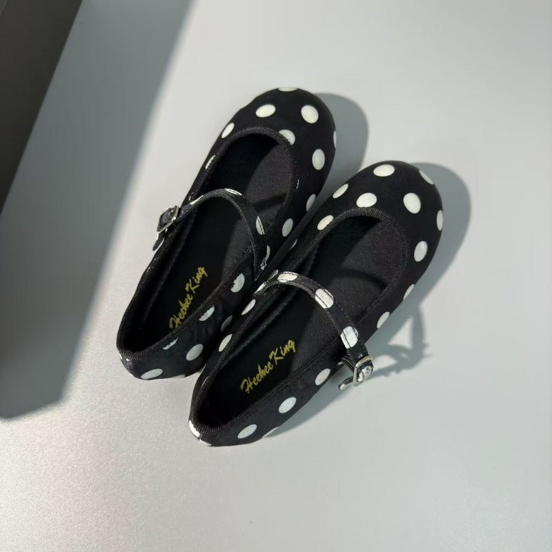 Popular girls' single shoes, new French polka dot silk satin beanie shoes, temperament, Korean ballet shoes, soft-soled princess shoes