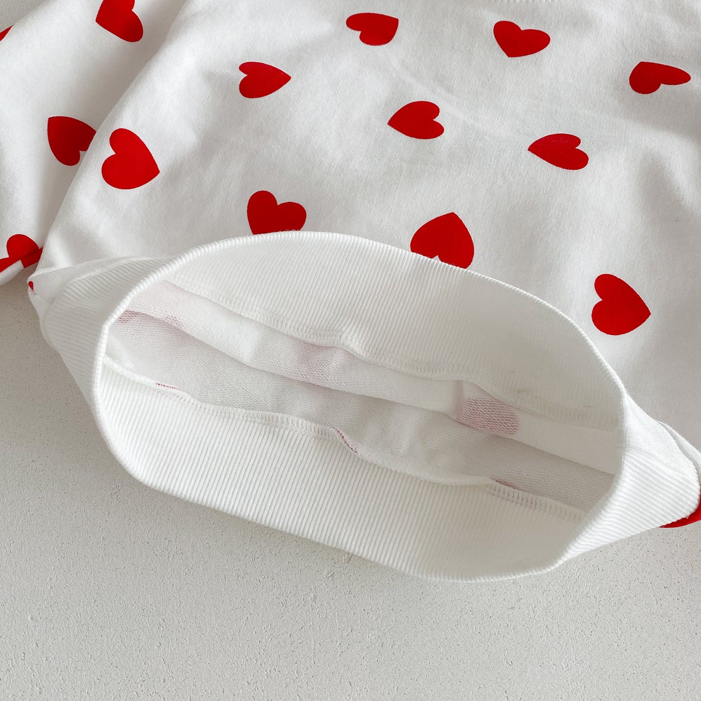 Girls' set Korean version of the children's 2025 autumn new love print baby girl princess children's two-piece set