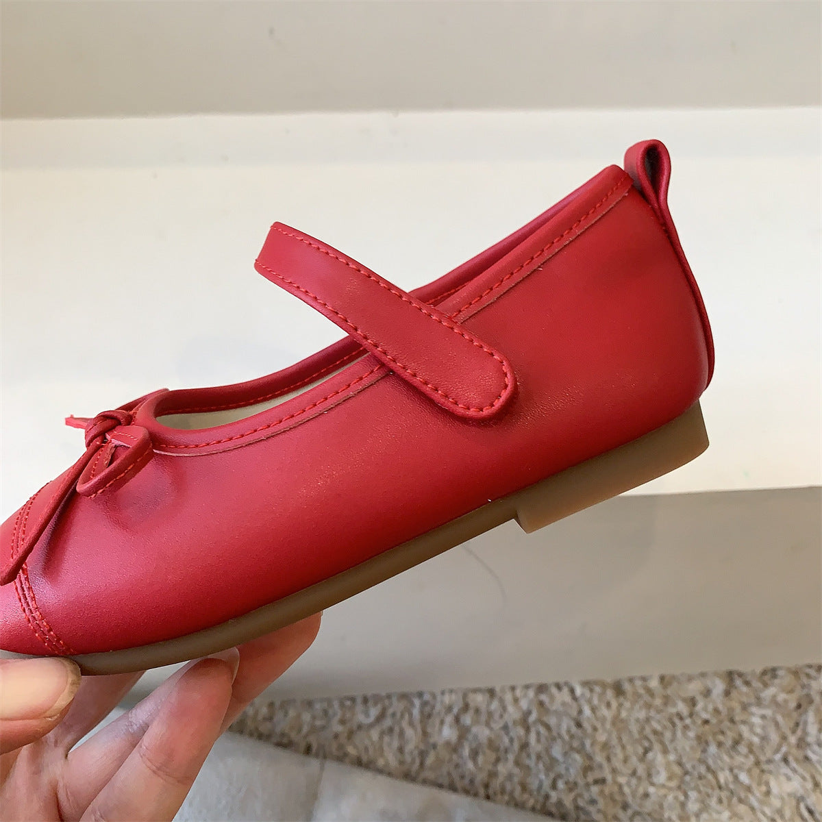 Red children's shoes 2025 autumn new girls' leather shoes pump-mouthed girls' princess shoes bow soft-soled children's shoes