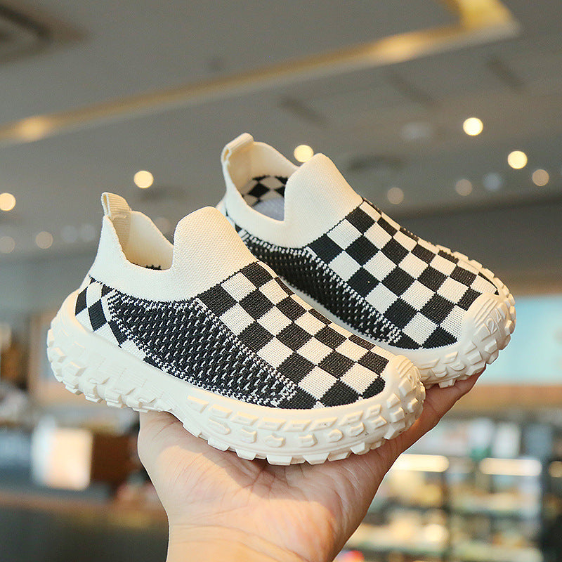 Children's sports shoes spring and autumn 2026 new boys' casual shoes, breathable mesh shoes, soft-soled girls' flying knitted shoes, baby shoes