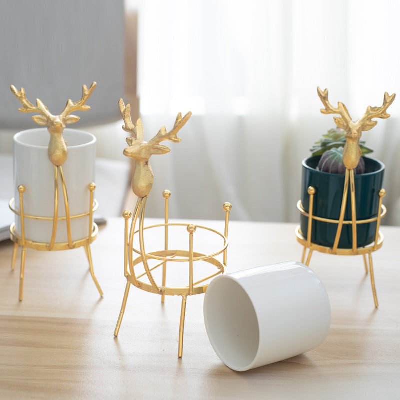 Factory wholesale creative pen holder storage gold iron wrought fawn ceramic vase floral arrangement ornament