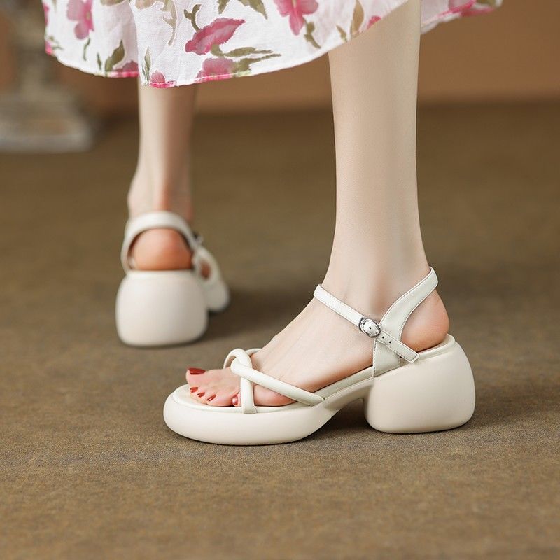 Open Toe Platform Muffin Fairy Sandals Women's Moccasins 2024 New Summer High Heels Thick Heels Platform Roman Shoes