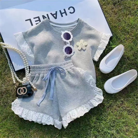 Girls' summer suit, baby Korean casual lace short-sleeved T-shirt, children's shorts two-piece set of foreign style