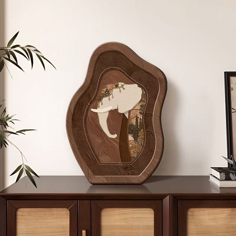 Medieval style desktop ornaments decorative paintings chest of drawers entrance bedside counter table retro art niche high-end sense of possibility