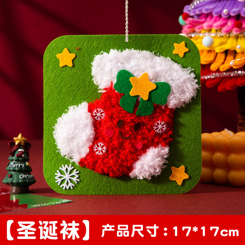 Christmas gifts non woven fabric sewing music threading painting children handmade DIY materials Christmas tree decoration small gifts