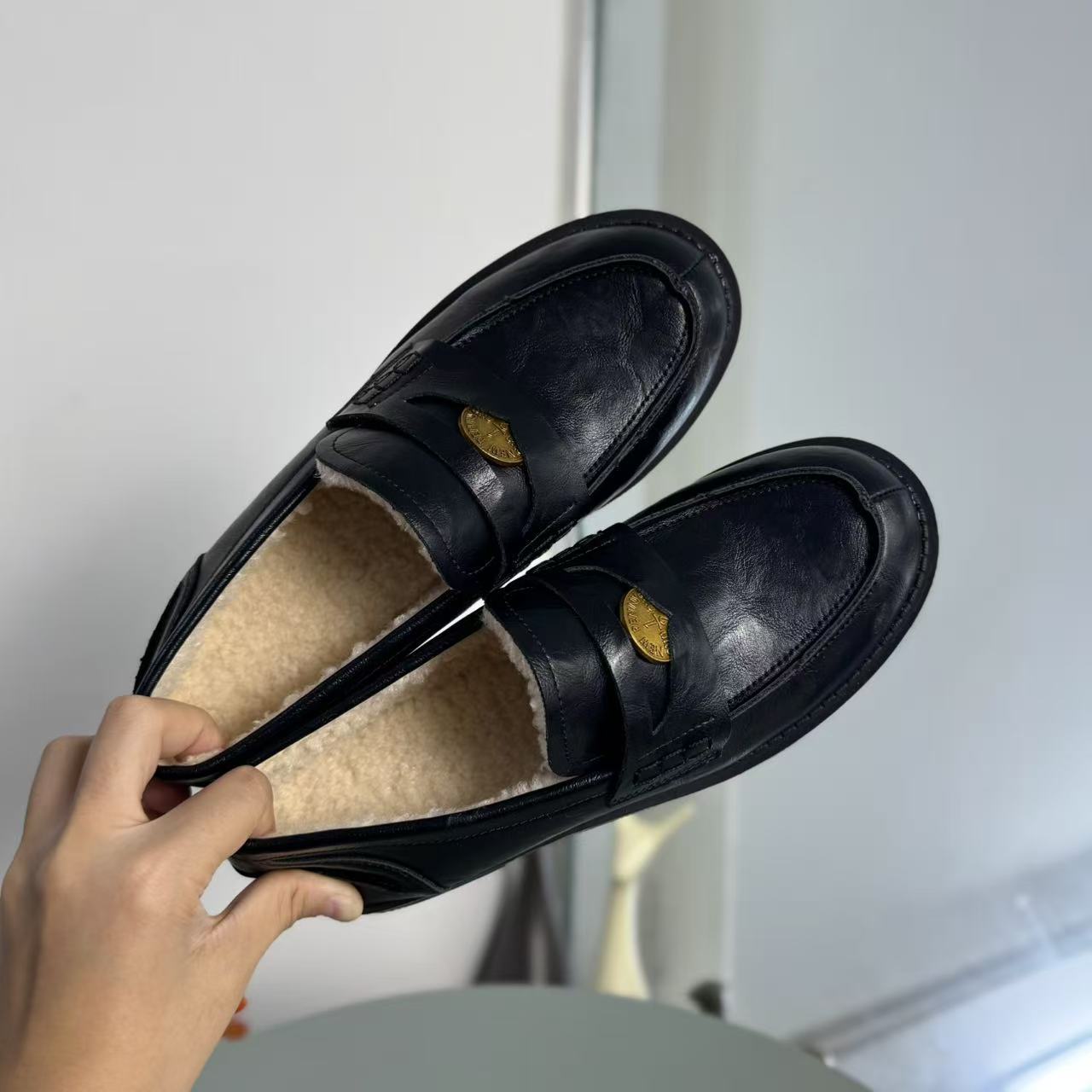 Horse leather version ~ leather gold coin loafers women's British style versatile retro foot small low heel JK small leather shoes single shoes