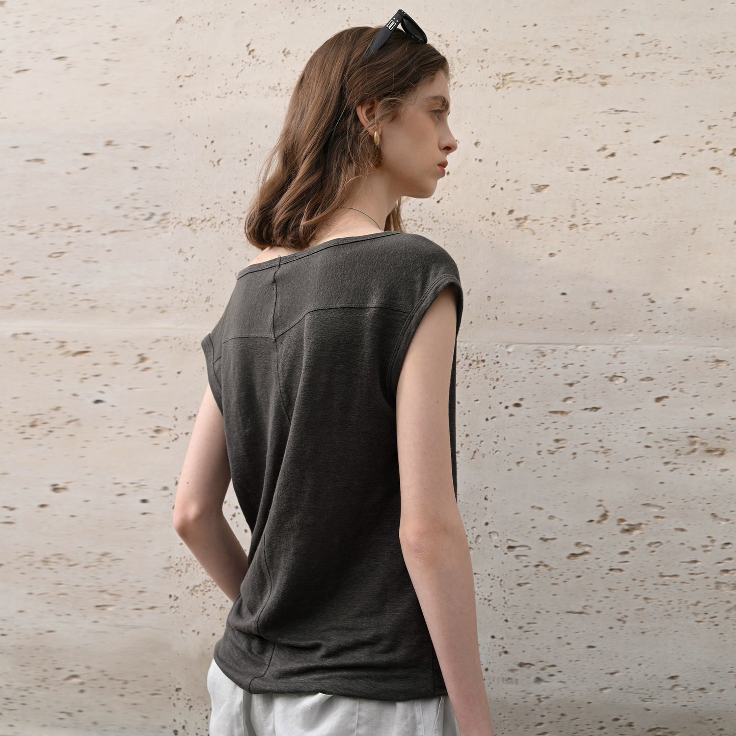 100% hemp one-shoulder swing neck knit short sleeve summer high-end light sheer slim top French slouchy shirt