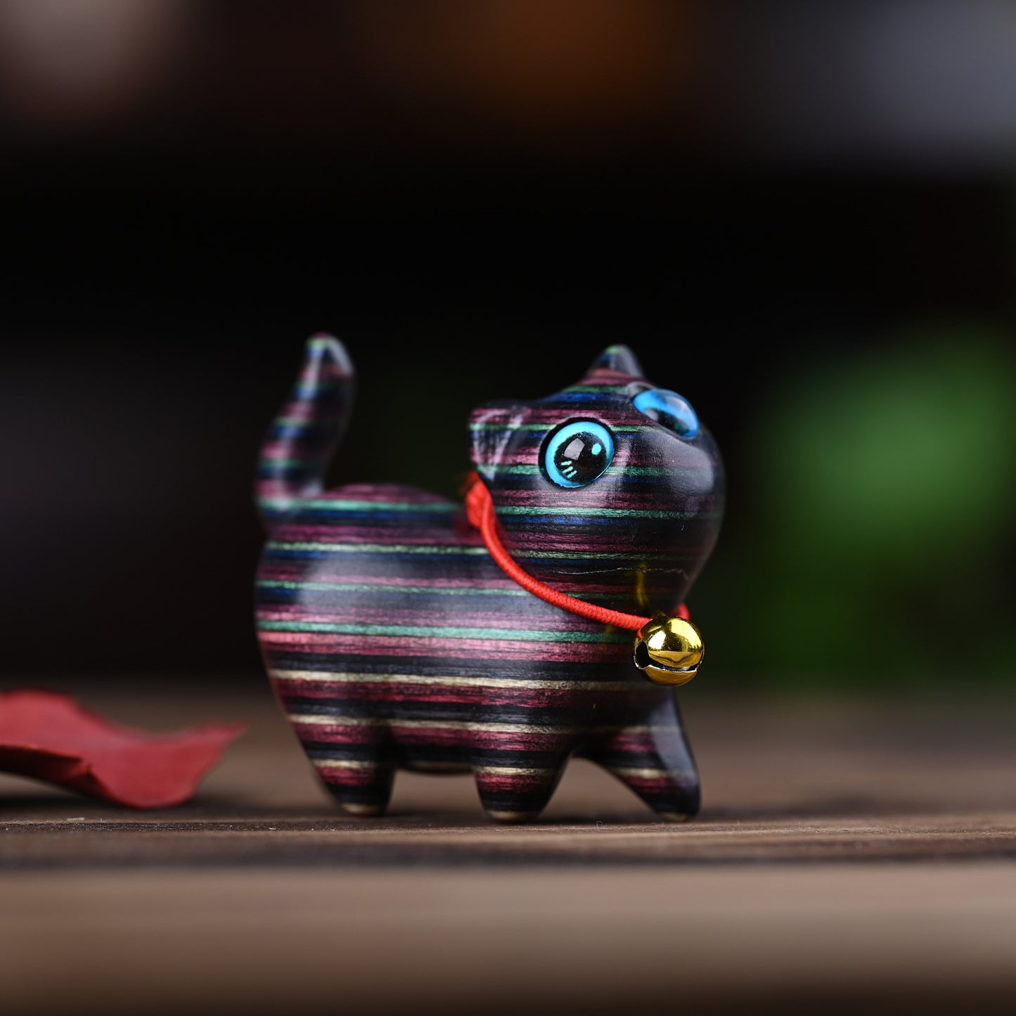 Rainbow wood carving cute cat handle piece rainbow tilted head kitten mini tabletop ornament crafts home ideas