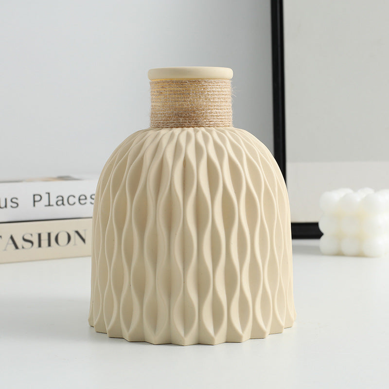Pineapple pattern hemp rope plastic vase simulation simple creative small fresh flower arrangement vase cross-border hot sale water ripple vase