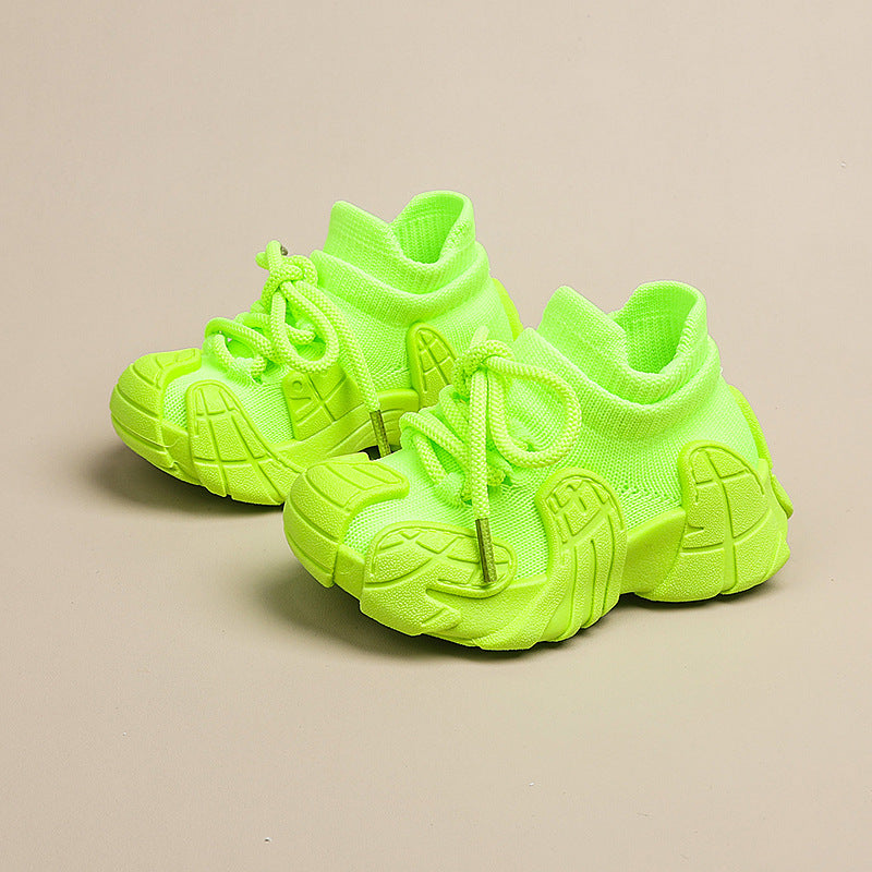 Children's sports shoes, spring and autumn boys' casual shoes, net shoes, fly knitted girls' socks, baby white shoes, 1-7 years old