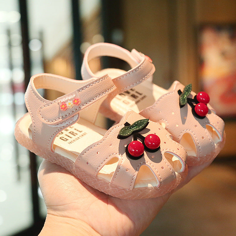 2026 Summer New Baby Walker Shoes Girls' Sandals Cute Cherry Baby Shoes Soft Sole Children's Shoes Trend