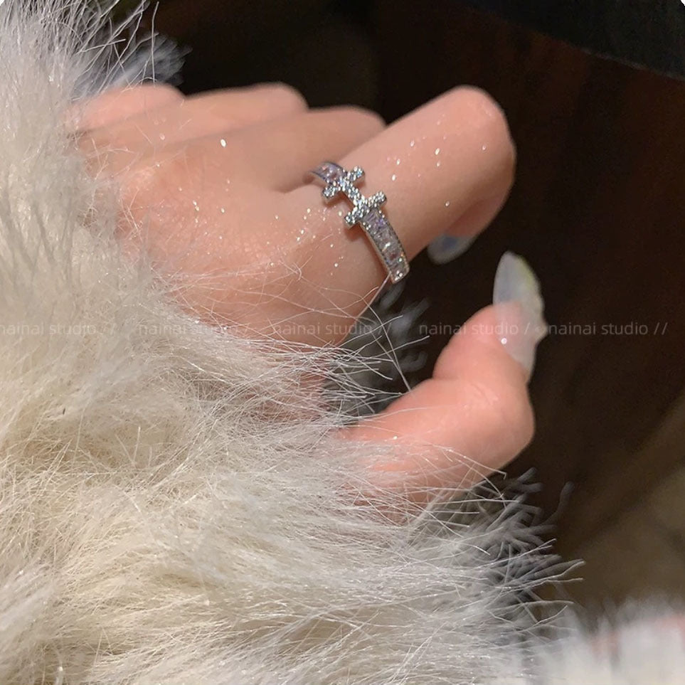 H letter ring ~ full of diamonds high-end light luxury index finger ring 2025 new explosive layering fashionable ring trendy girl