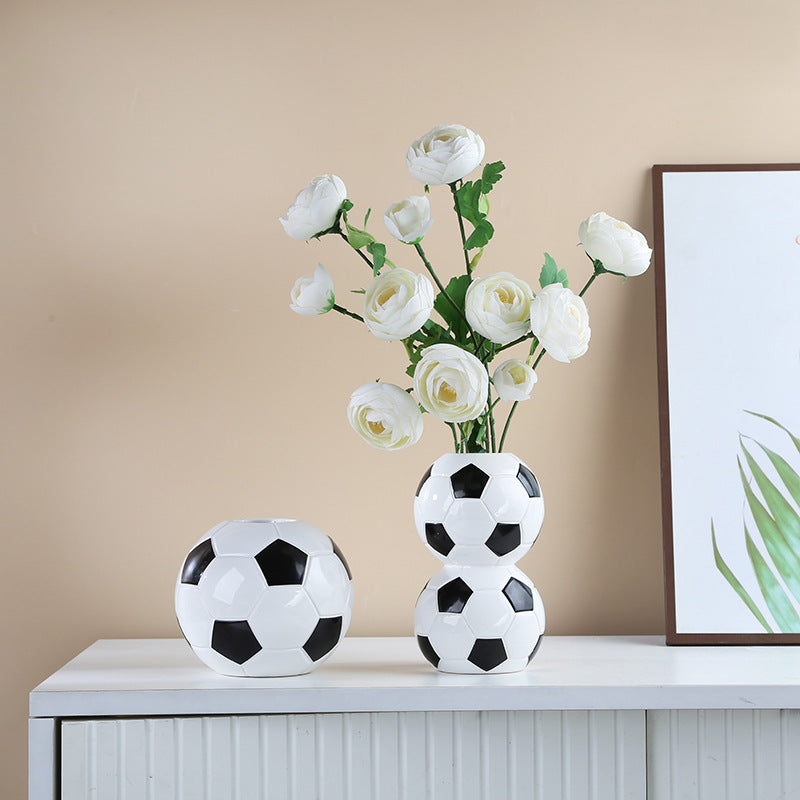 New cross-border ceramic football vase hydroponic flower pen holder creative living room decoration World Cup fan ornament