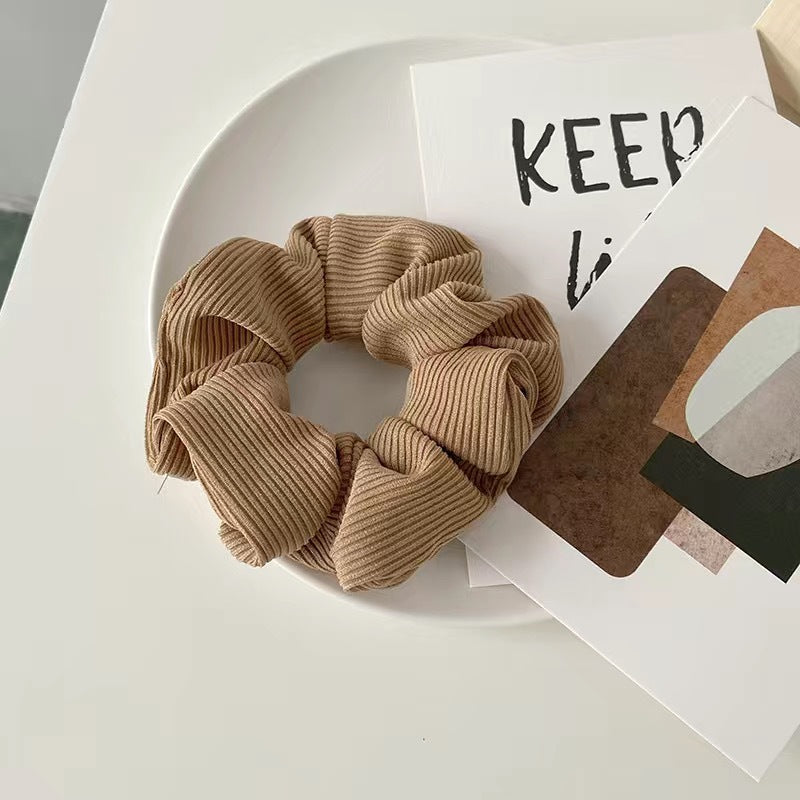 Morandi color temperament girl knitted color large intestine hair ring Korean version simple ins wind hair ring tie hair hair rope female