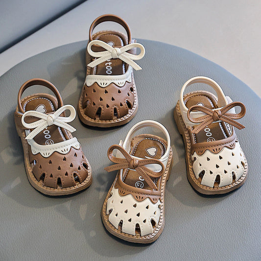 Cross-border drop-shipping girls' baby sandals, summer girls' plastic anti-pee, soft soles, non-slip children's toddler baby sandals