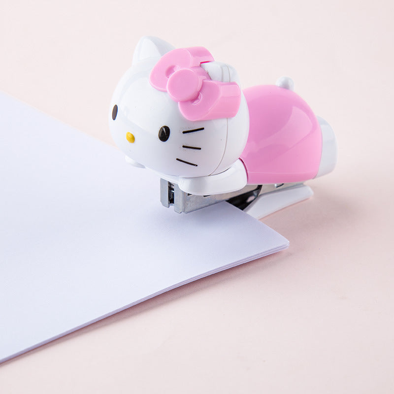 Guangbo Sanrio hello kitty hello kitty cartoon mini cute portable stapler wholesale KT86216