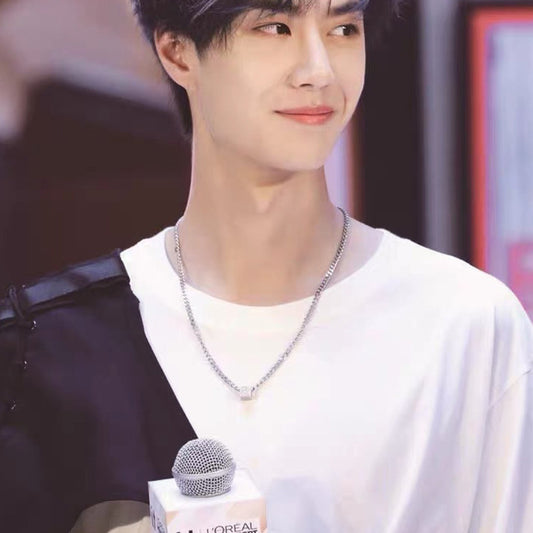 Geometric square Wang Yibo necklace men's trendy hip-hop style simple and versatile sweater clavicle chain niche design sense for men
