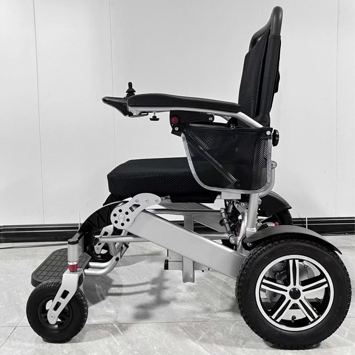 Jikang brand aluminum alloy electric wheelchair lithium battery lightweight foldable intelligent four-wheeled old age scooter assistance
