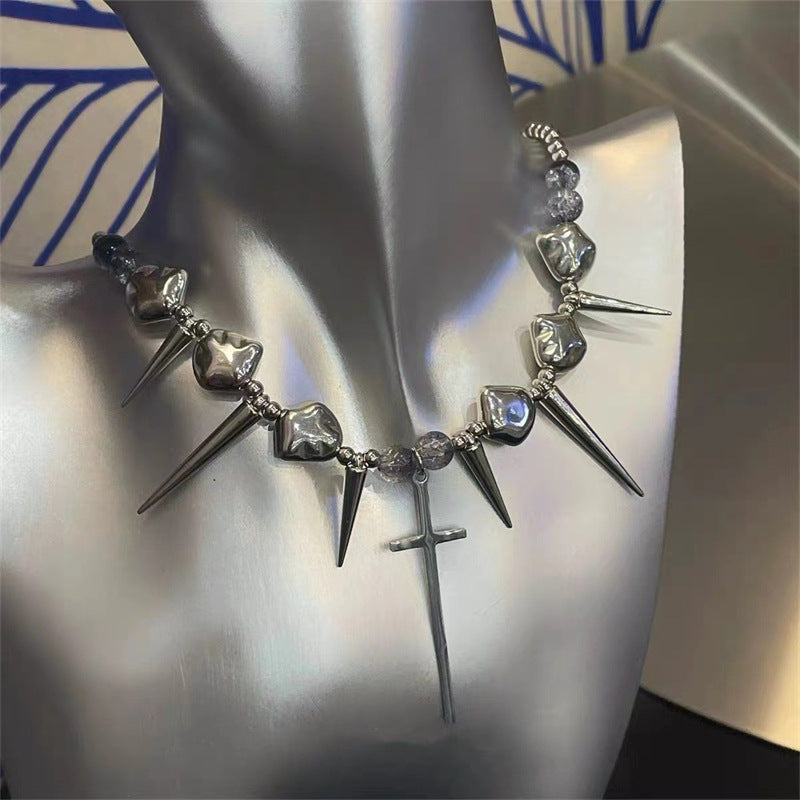Light luxury punk niche rivet cross splicing men's collarbone chain personality ins exaggerated accessories titanium steel necklace