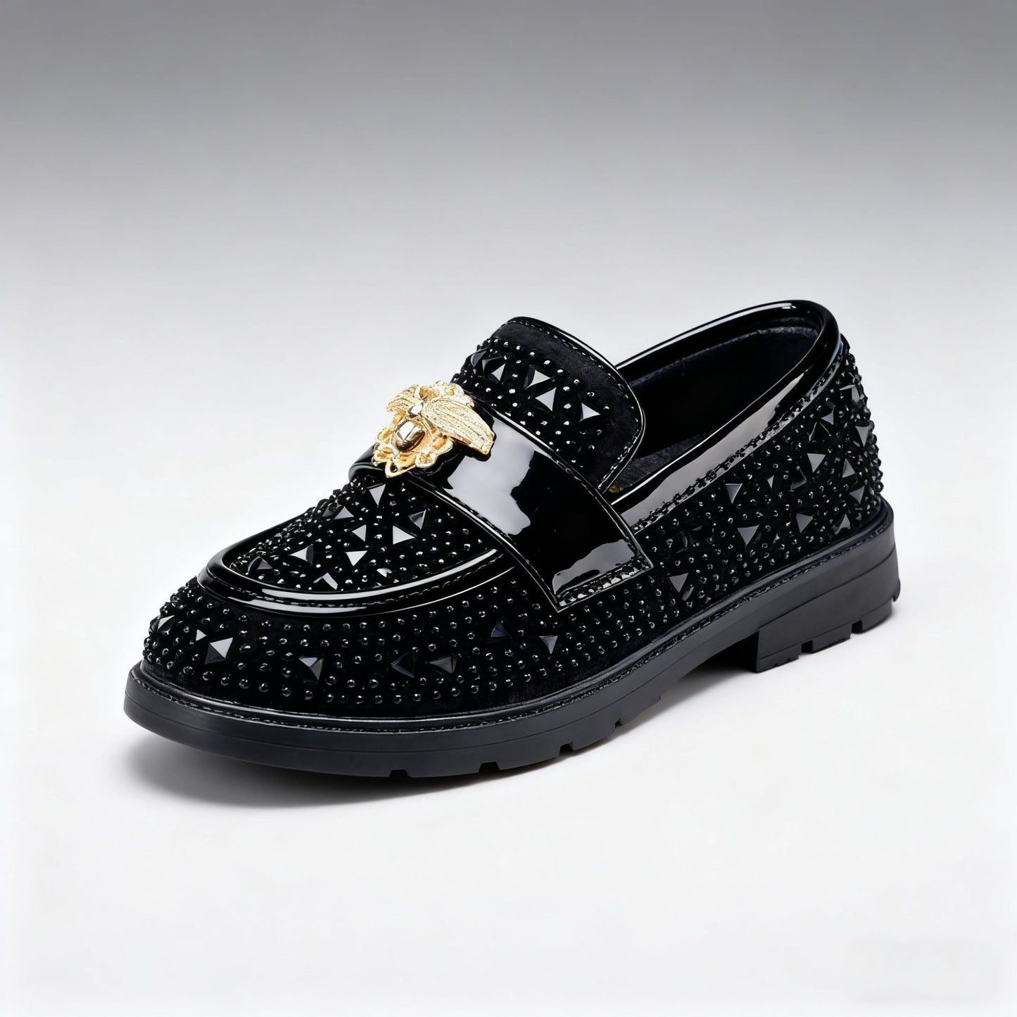 Black boys' leather shoes, British luxury full-diamond loafers, and high-end banquet performance shoes with African gold jewelry