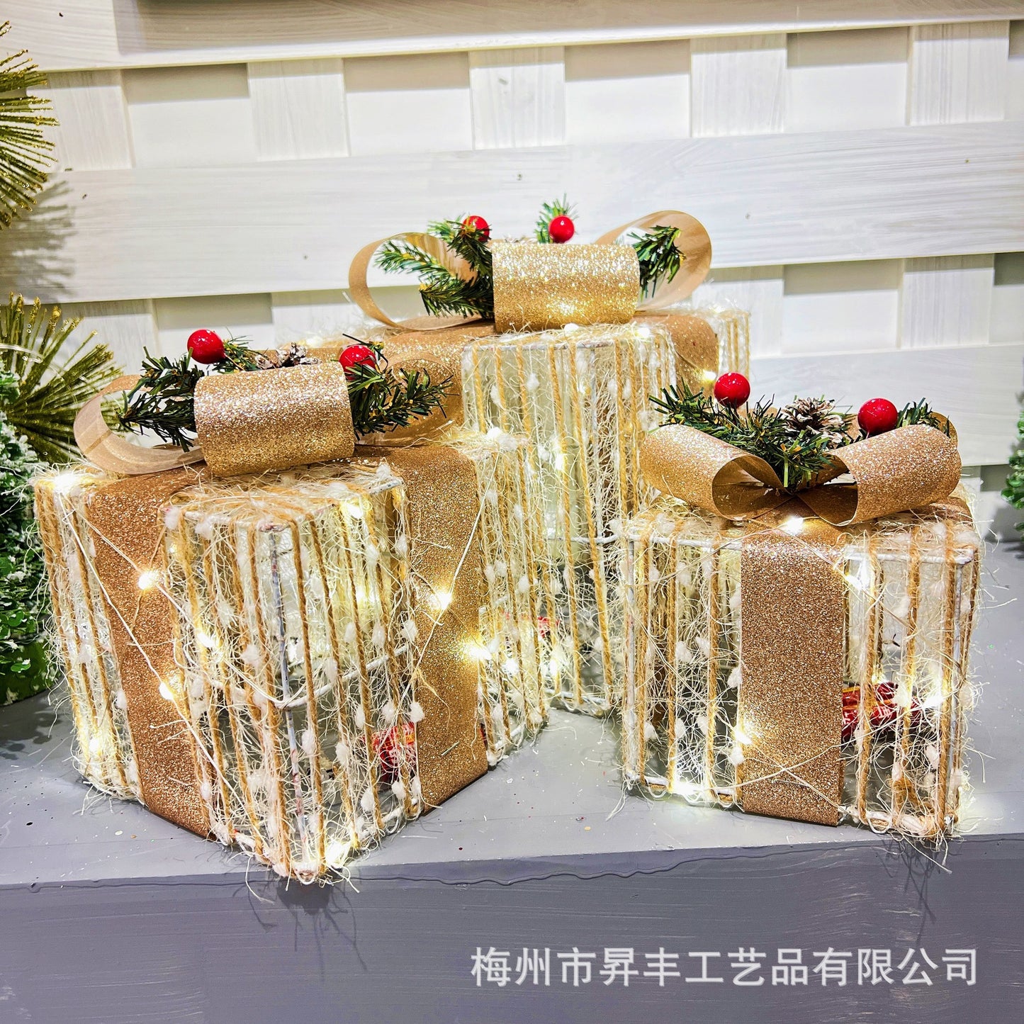 2023 New Cross-border Supply Luminous Three-Piece Christmas Decoration Box Christmas Wrought Iron Ornaments Flocking Gift Box