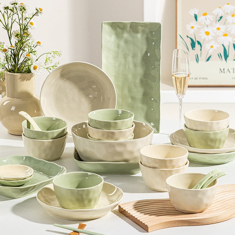 Underglaze color French cream style ceramic bowl and dish set for eating, high value, simple soup bowl for home use, 2025 new model