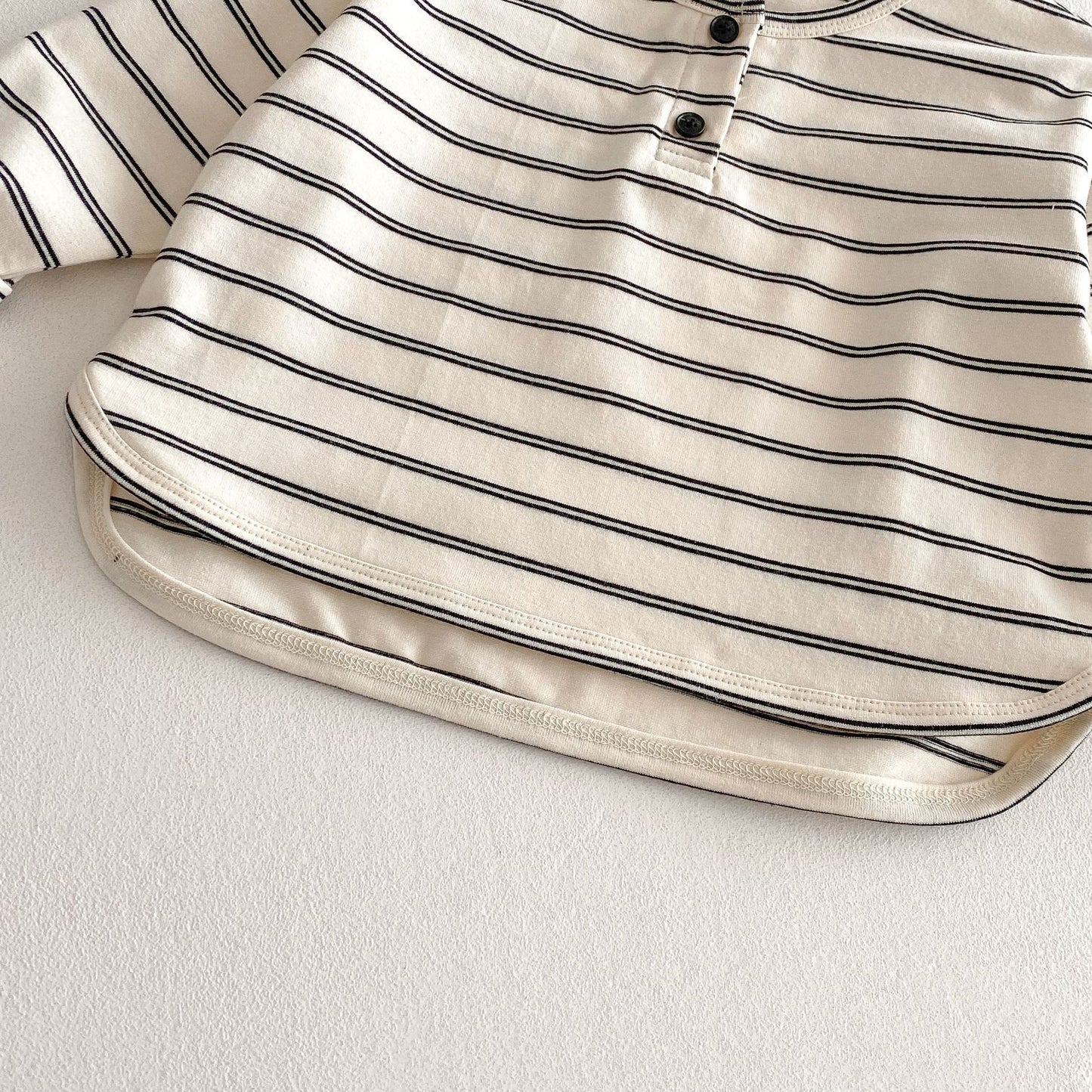 Children's striped T-shirt 2025 new spring boy's foreign style base shirt baby long sleeve inner with spring jacket tide
