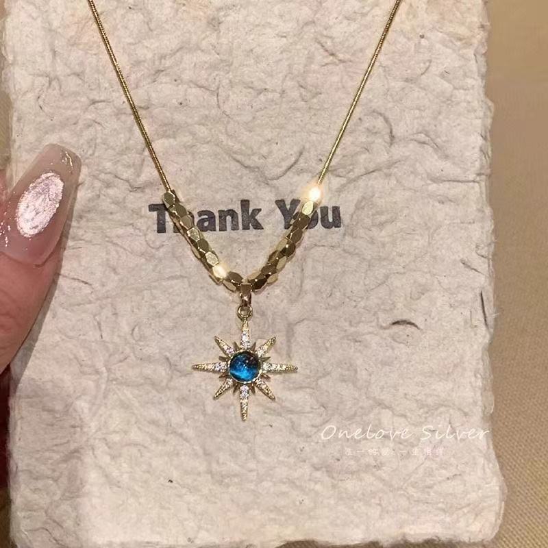 Dream Blue Face ~ Blue Zircon Sunflower Pendant Necklace Women's 2025 New High Fashion Versatile Clavicle Chain