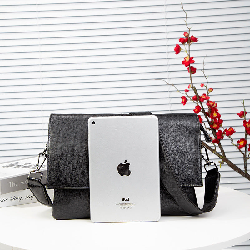 Men's trendy shoulder bag, ultra-thin document bag, casual large capacity high-end sense of one-shoulder crossbody fashion casual men's bag