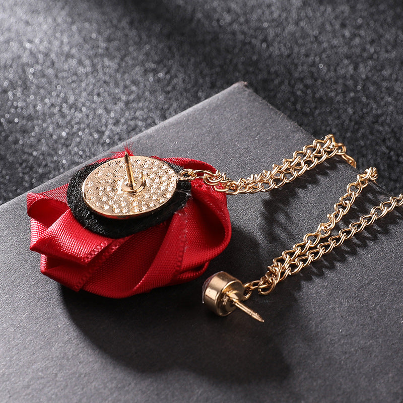 Korean version of men's and women's emcee chest ornament suit accessories encrypted rose brooch tassel chain men's suit accessories