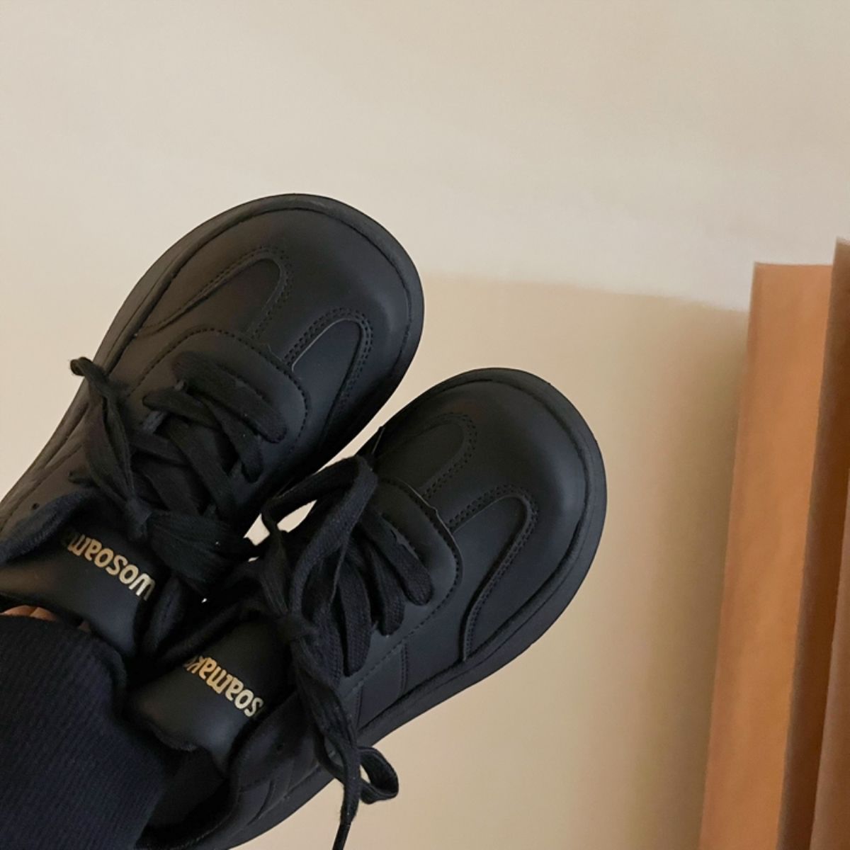 Korean version of black board shoes women's 2025 spring new platform soled casual shoes sports small white shoes versatile sports bread shoes