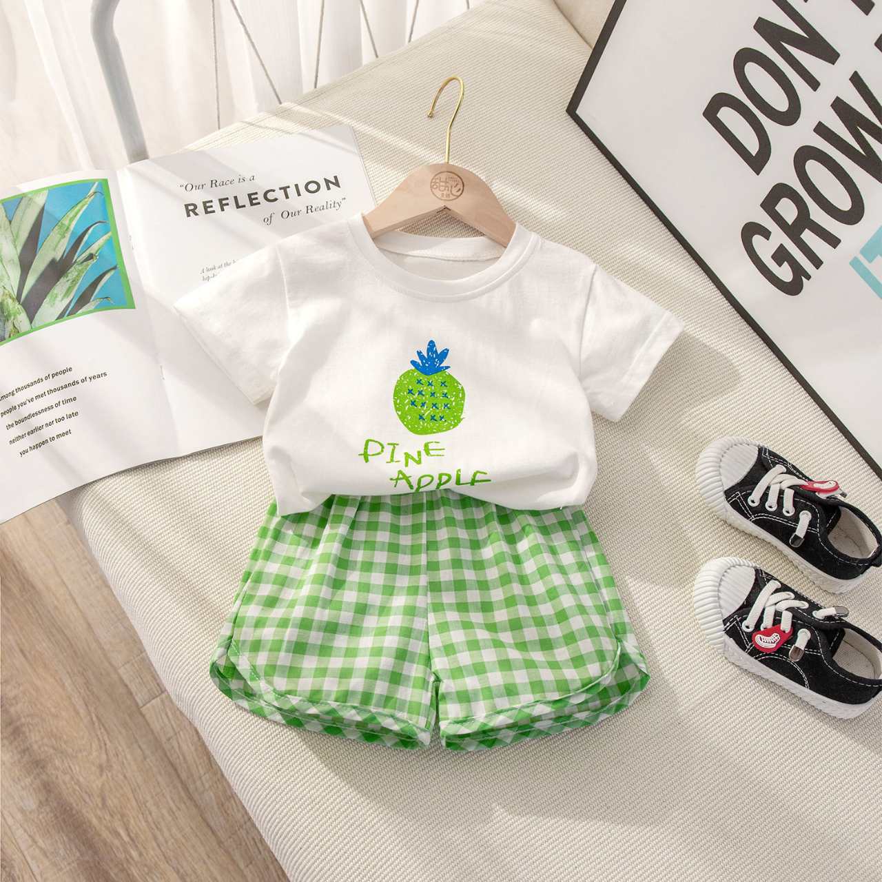 2025 summer new baby girls short sleeve shorts set apple, peach, pineapple, grape small fresh children's clothes