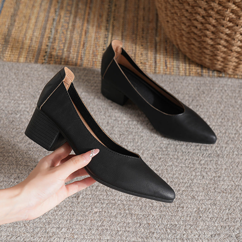 Moccasined granny shoes thick heel pointed toe single shoes women's middle heel 2024 new spring and autumn versatile soft leather pumps high heels