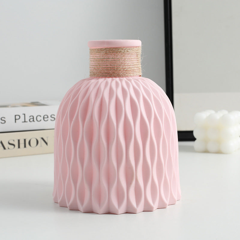 Pineapple pattern hemp rope plastic vase simulation simple creative small fresh flower arrangement vase cross-border hot sale water ripple vase