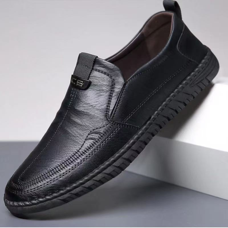 Men's super soft leather shoes, one-foot non-slip, explosive Korean casual shoes, wear-resistant, soft-soled, soft-sided, and versatile