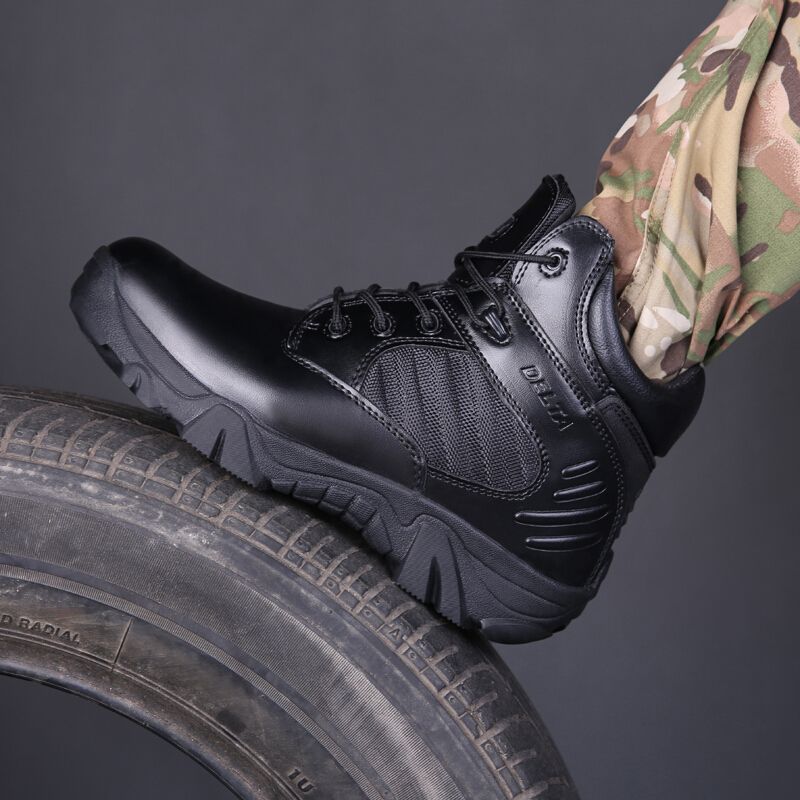 Outdoor high-top men's boots, special forces, hiking shoes, men's shoes, combat boots, security camouflage shoes, wading shoes, training shoes, men and women